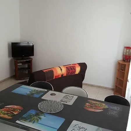 Au Petit Bonheur *